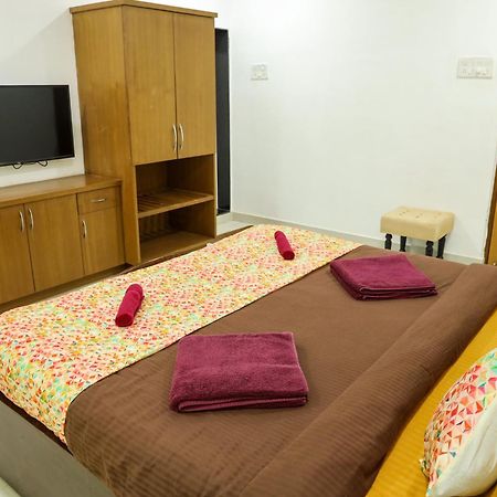 Bed and Breakfast Surya Kiran Miramar Panadží Pokoj fotografie