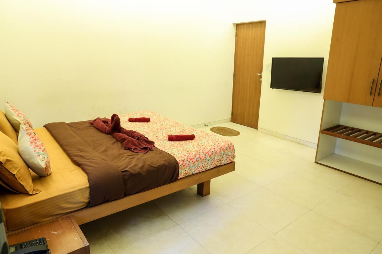 Bed and Breakfast Surya Kiran Miramar Panadží Exteriér fotografie