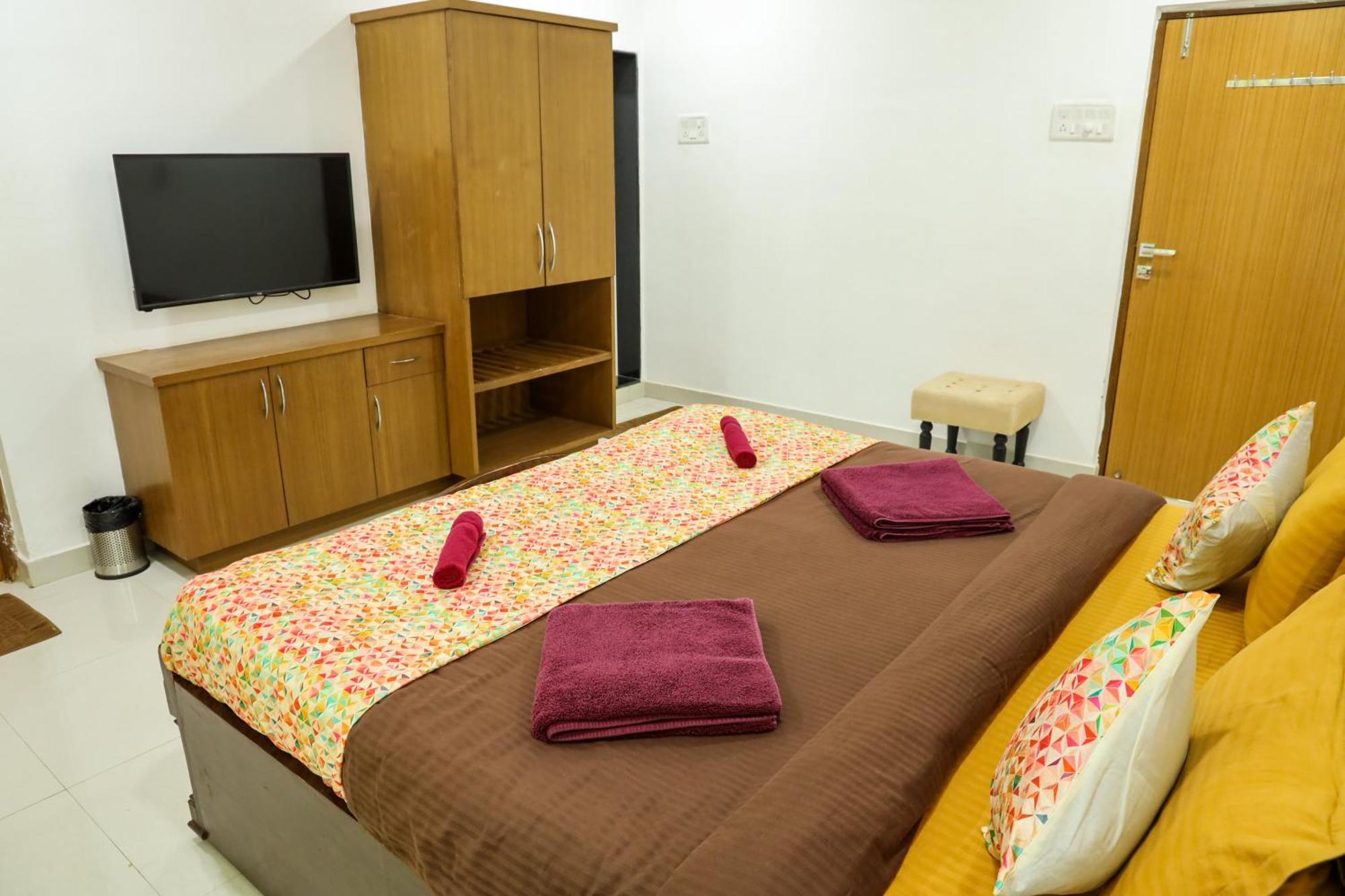 Bed and Breakfast Surya Kiran Miramar Panadží Pokoj fotografie